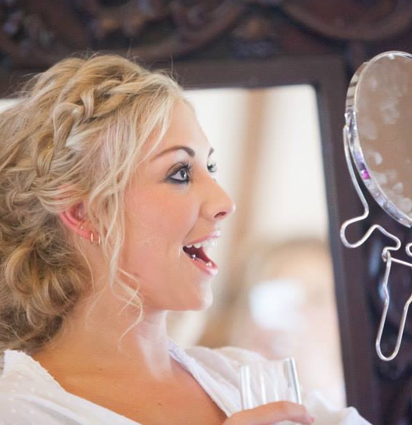 Makeup lesson at Claire Nicole