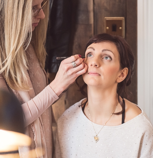 Makeup lessons at Claire Nicole